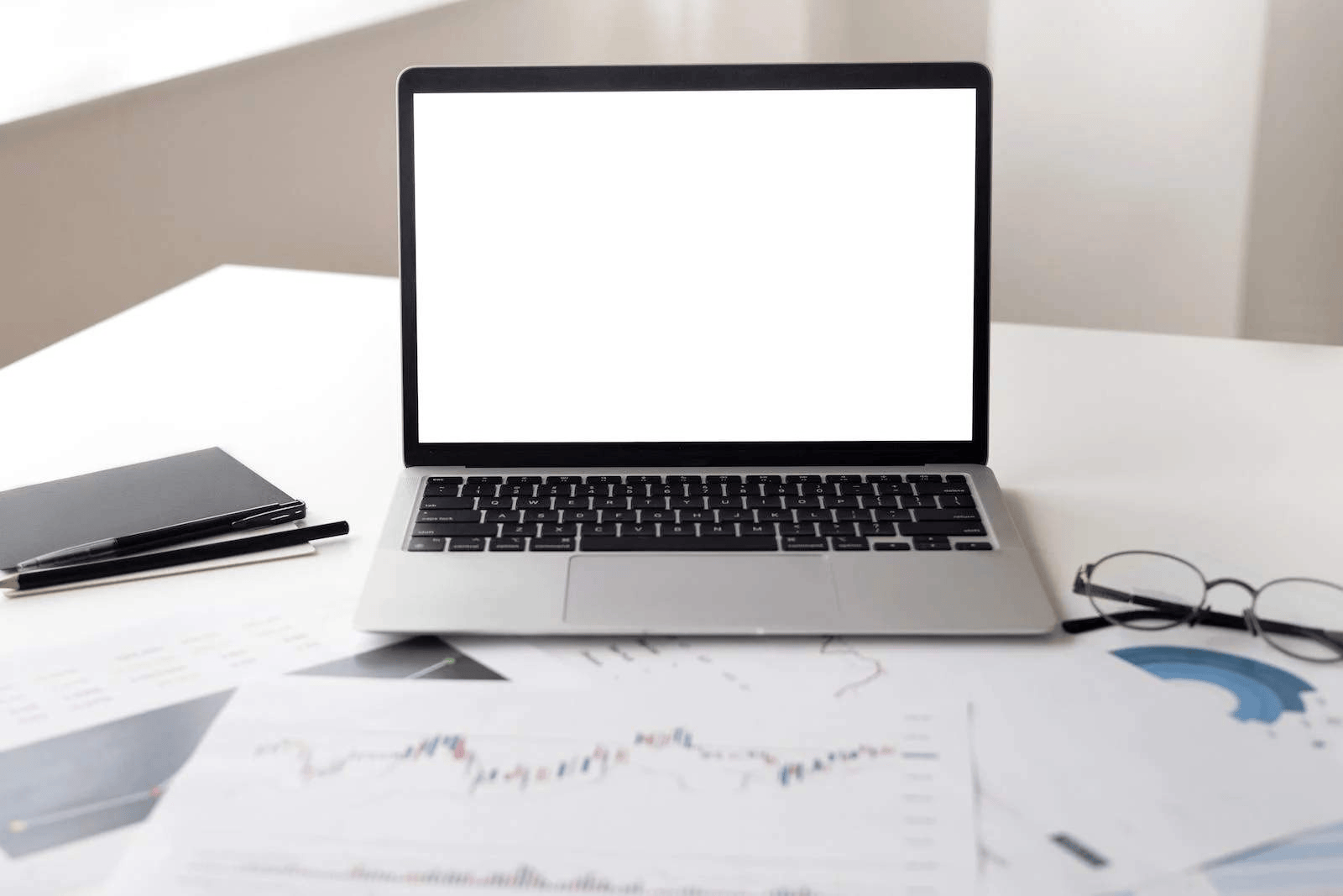 怎样分析股票的 RSI 与成交量的关系影响?RSI 与成交量如何共同判断行情?