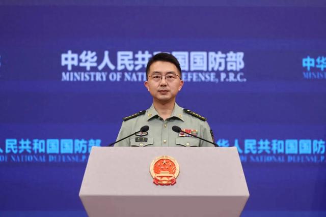 国防部：正告民进党当局 美制武器救不了自己的命